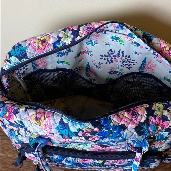 BRAND NEW Vera Bradley Garden Grove Weekender Bag - Picture 3 of 6